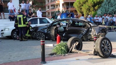 Manisa'da Otomobil Yayalara Çarptı Açıklaması 1 Ölü, 1 Yaralı