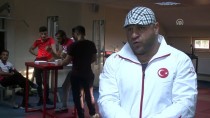 BİLEK GÜREŞİ - Öğrencileriyle Dünya Şampiyonası'na Hazırlanıyor