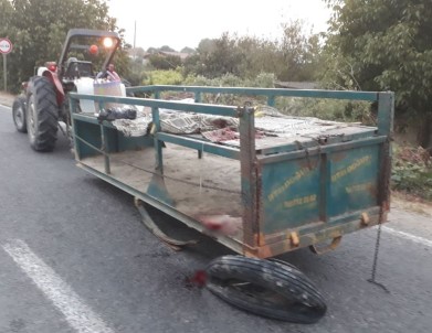 Traktörle Kamyon Çarpıştı Açıklaması 1 Ölü, 7 Yaralı