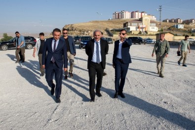 Vali Zorluoğlu, Edremit'teki Çalışmaları İnceledi