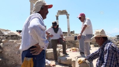 40 Yıl Emek Verdiği Hierapolis'e Veda Ediyor
