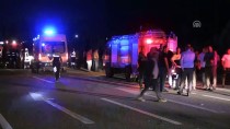 Afyonkarahisar'da İki Otomobil Çarpıştı Açıklaması 3 Ölü, 6 Yaralı