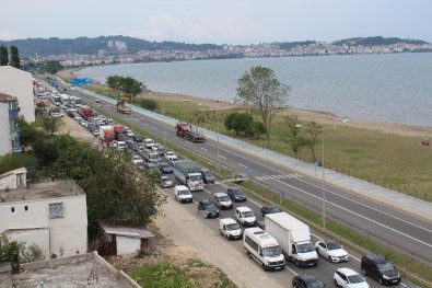 Karadeniz'de İstanbul'u Aratmayan Trafik