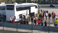 TÜRK TELEKOM ARENA - Göztepe Taraftarları Polis Eşliğinde Stada Gönderildi