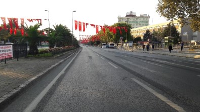 İstanbul'da Bazı Yollar Trafiğe Kapatıldı
