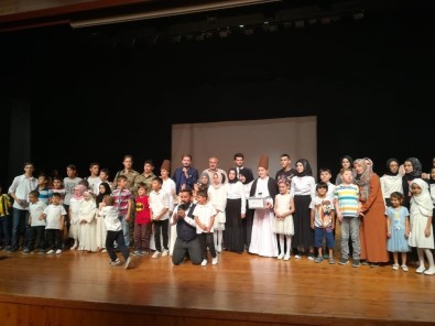 Kur'an Kursu Öğrencilerinden Ömer Halisdemir Konulu Tiyatro Oyunu