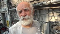 HİKMET KARAGÖZ - (ÖZEL) Felç Geçiren Oyuncu Ve Tiyatro Sanatçısı Hikmet Karagöz Taksim Meydanı'nda Görüntülendi