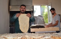 TANDıR EKMEĞI - Tandır Ekmeğiyle İş Sahibi Oldu