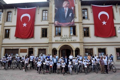 Taşköprü'de Bisikletle Şehir Turu Yapıldı