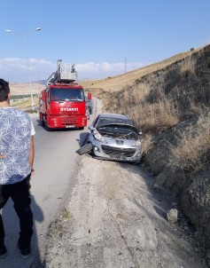 Van'da Trafik Kazası Açıklaması 2 Yaralı