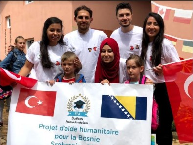 Avrupalı Türk Öğrencilerden Boşnak Yetimlere Yardım Eli
