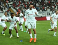 Beşiktaş 74 Gün Sonra Vodafone Park'ta