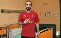 RİVER PLATE - Gonzalo Higuain, resmen Milan'da
