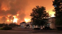Kaliforniya'da Devam Eden Yangınlar Söndürülemiyor