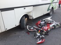 Trafik Kazası Açıklaması 2 Yaralı