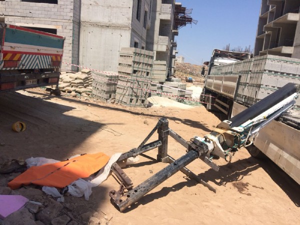 Vinçten düşen demir can aldı