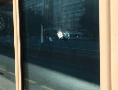 ABD Büyükelçiliği'ne saldıranlar yakalandı