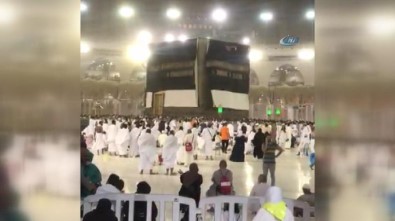 Mekke'de Şiddetli Fırtına Ve Yağmur Korkuttu