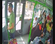 HALK OTOBÜSÜ - Otobüs Şoförü Kalp Krizi Geçiren Kadının Hayatını Böyle Kurtardı
