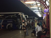 ŞEHİRLERARASI OTOBÜS - Terminale Bayram Yoğunluğu Geldi