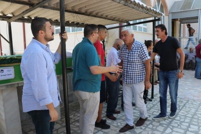 Trafik Kazasında Ölen Anne Ve Kızı Son Yolcuğuna Uğurlandı