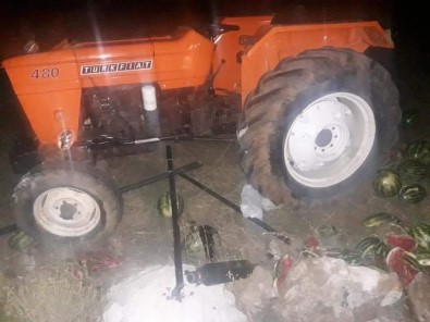 Uşak'ta Traktörün Altında Kalan Adam Hayatını Kaybetti