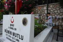 Bursa'da Şehitliklerde Buruk Bayram