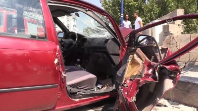 Erzincan'da İki Otomobil Çarpıştı Açıklaması 5 Yaralı