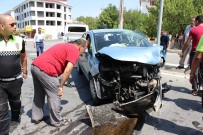 KAVAKYOLU - Erzincan'da Trafik Kazası Açıklaması 5 Yaralı