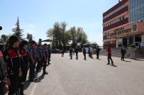 BAYRAMLAŞMA - Vali Topaca, Polislerle Bayramlaştı