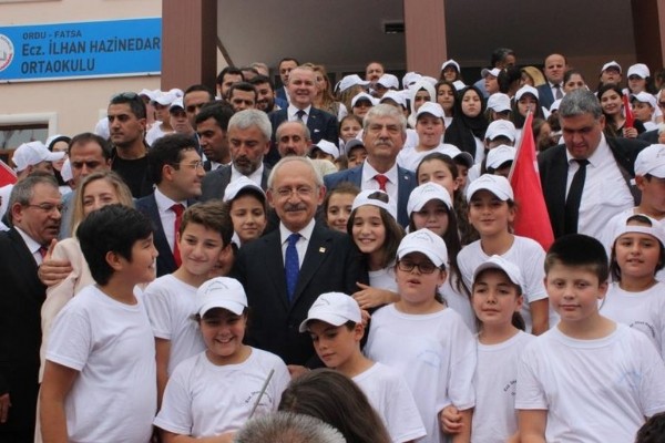 Murat Hazinedar kendi hayrını bile belediyeye ödetti