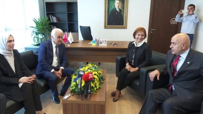 AK Parti'ye Siyasi Partilerden Bayram Ziyareti