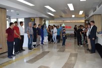 BAYRAMLAŞMA - Anka'da Hastalara Bayram Morali