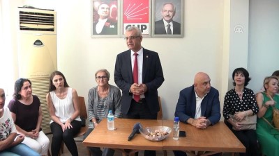 CHP Grup Başkanvekili Özkoç, Sakarya'da Partililerle Bayramlaştı