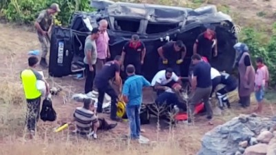 Malatya'da Otomobil Şarampole Devrildi Açıklaması 3 Yaralı