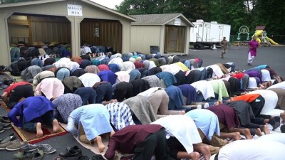 Müslümanlar Bayram Sevincini Helal Et Tesislerinde Yaşıyor