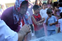 KADIN ELBİSESİ - Polisi Kelepçeleyen Hoca 5 Yıllık Öcünü Böyle Aldı