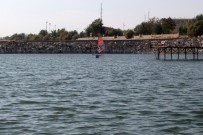 VAN GÖLÜ - Van Gölü'nde Su Seviyesi 2 Metre Yükseldi