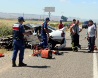ÇADıRKAYA - Kayseri'de Feci Kaza Açıklaması 2 Ölü, 9 Yaralı