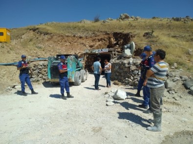 Kırşehir'de Maden Ocağında Çökme Açıklaması 3 Yaralı