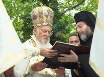 BARTHOLOMEOS - Patrik Bartholomeos'tan Ekonomik Kriz Duası