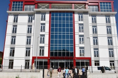 Tunceli'de 5 Yıldızlı Otel Konforundaki Öğretmenevi Tamamlandı