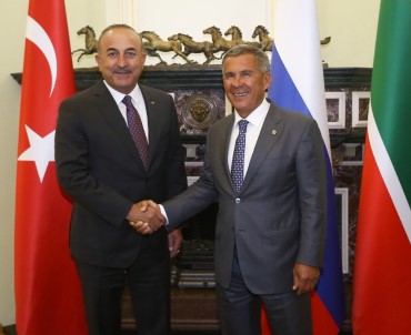 Bakan Çavuşoğlu, Tataristan Cumhurbaşkanı İle Görüştü