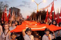 İSMAIL USTAOĞLU - Malazgirt Kahramanları Ahlat'ta 'Fener Alayı' İle Yad Edildi