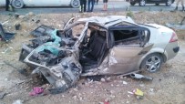 Yolcu Minibüsü İle Otomobil Çarpıştı Açıklaması 8 Yaralı