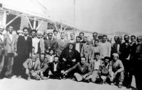 ÇEŞMELI - Çeşme'de 69 Yıllık Toplu Bayramlaşma Geleneği Yaşatılıyor