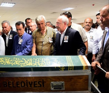 Gazeteci Baki Özilhan Son Yolculuğuna Uğurlandı