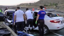 GÜNCELLEME - Erzincan'da Trafik Kazası Açıklaması 7 Ölü, 3 Yaralı