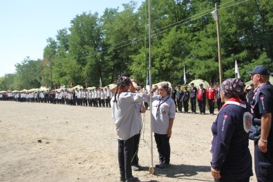 İzciler Dedelerini Anmak İçin Malazgirt'te Buluştu