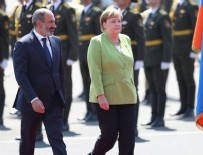 ANGELA MERKEL - Merkel Ermenistan'a gitti, 'soykırım' demedi!
